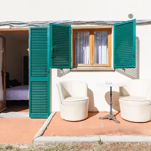 Godenano - Pool&restaurant Country house