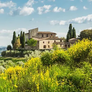 Castello La Leccia Farm stay
