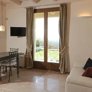 Squarcialupi Apartment